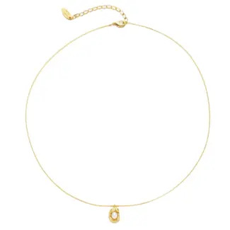 LIVKE’s vintage genuine pearl necklace with 18K gold-plated chain, styled with a black silk dress for timeless elegance.